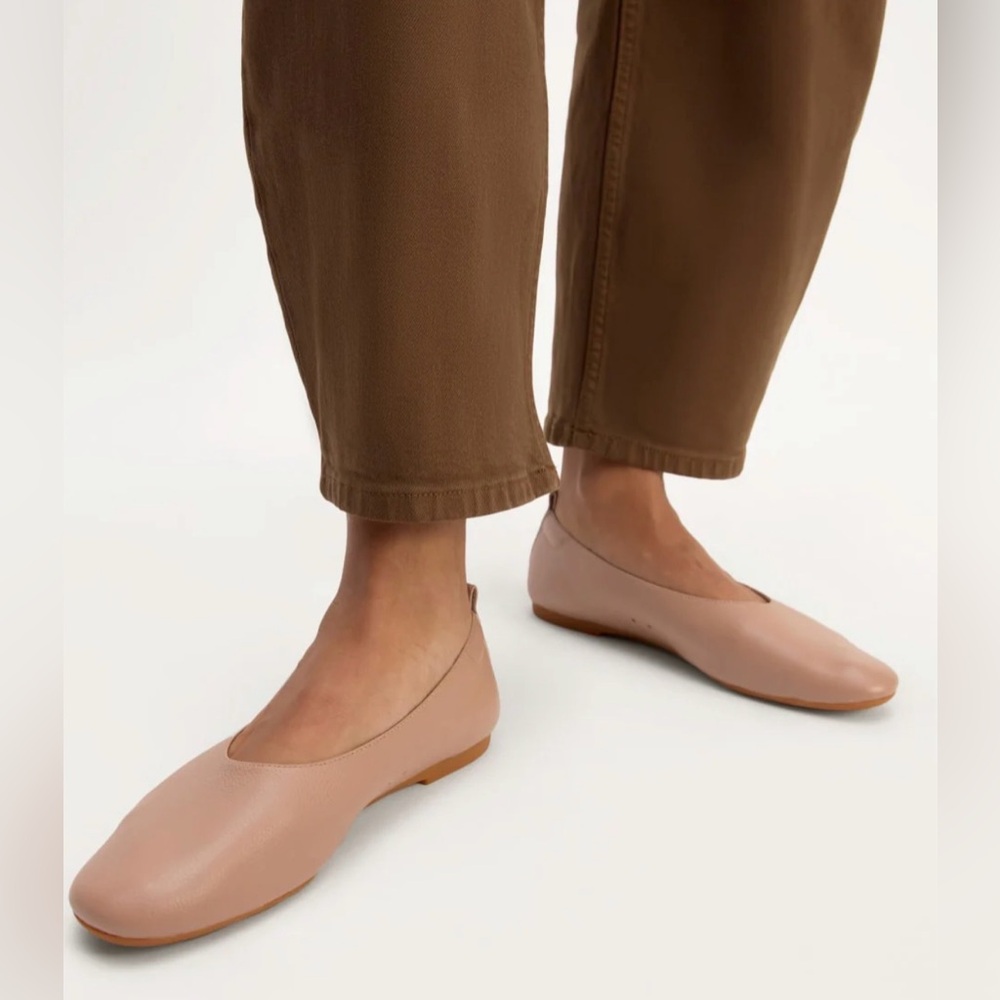 Everlane Women's Tan Day Glove flats, size 10 *READ*